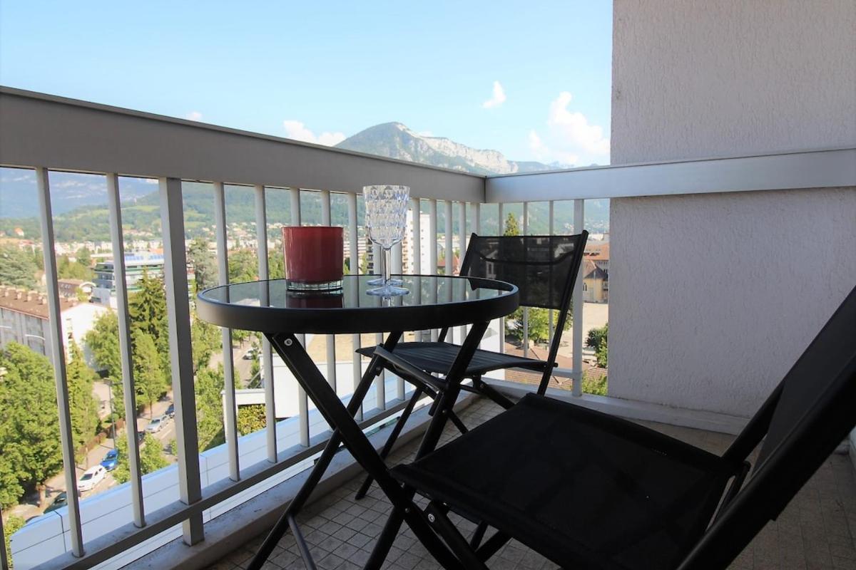 Mont Royal Balcon Et Piscine Daire Annecy Dış mekan fotoğraf