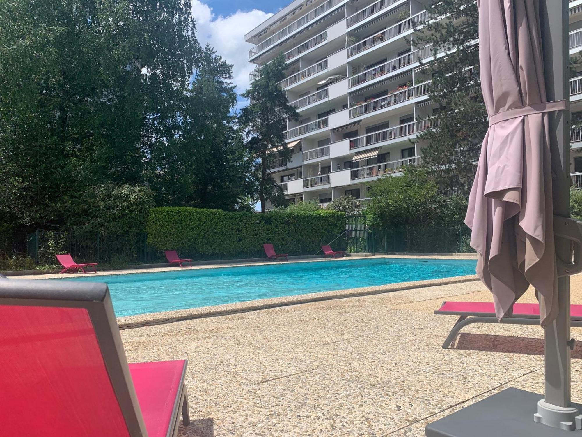 Mont Royal Balcon Et Piscine Daire Annecy Dış mekan fotoğraf